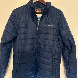 Columbia Blue Puffer Jacket with Quilted Design and Stand-Up Collar